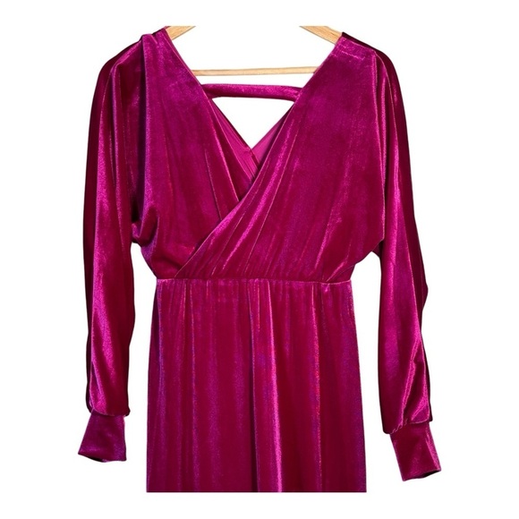 Taylor Stretch Velvet Midi Dress NWT - Picture 3 of 7